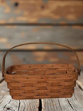 Longaberger Basket 1987 rectangle basket with handle